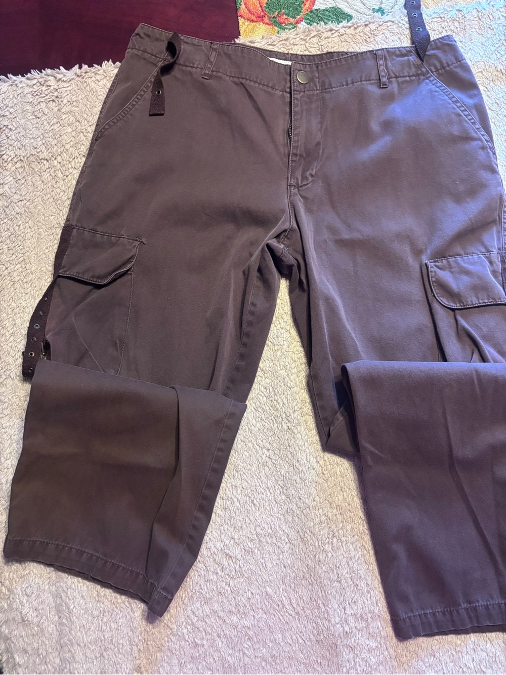 Woman’s Brown Cargo Pants with Utility Pockets - Picture 3 of 4